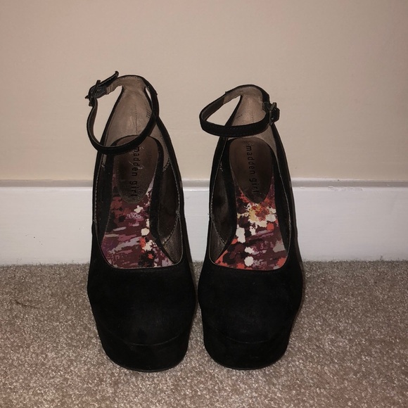 Madden Girl Shoes - Black Madden Girl Wedges